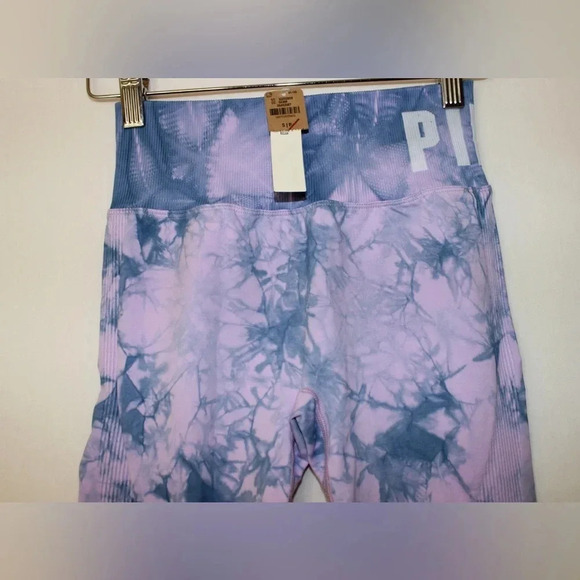 NWT Pink Active by Victoria’s Secret Tie Dye Seamless Stretchy Leggings Small - Picture 2 of 10